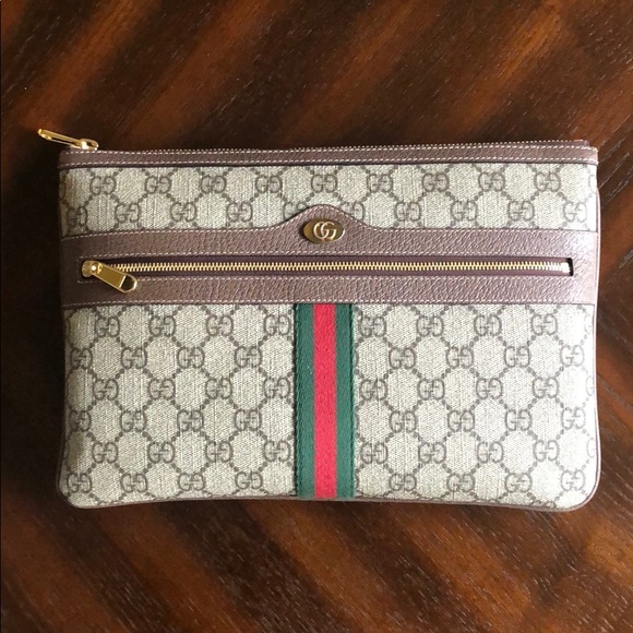 Gucci Handbags - Like New! Gucci Ophidia Clutch♡